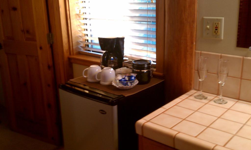 Nature'S Inn Bed And Breakfast Ahwahnee Phòng bức ảnh